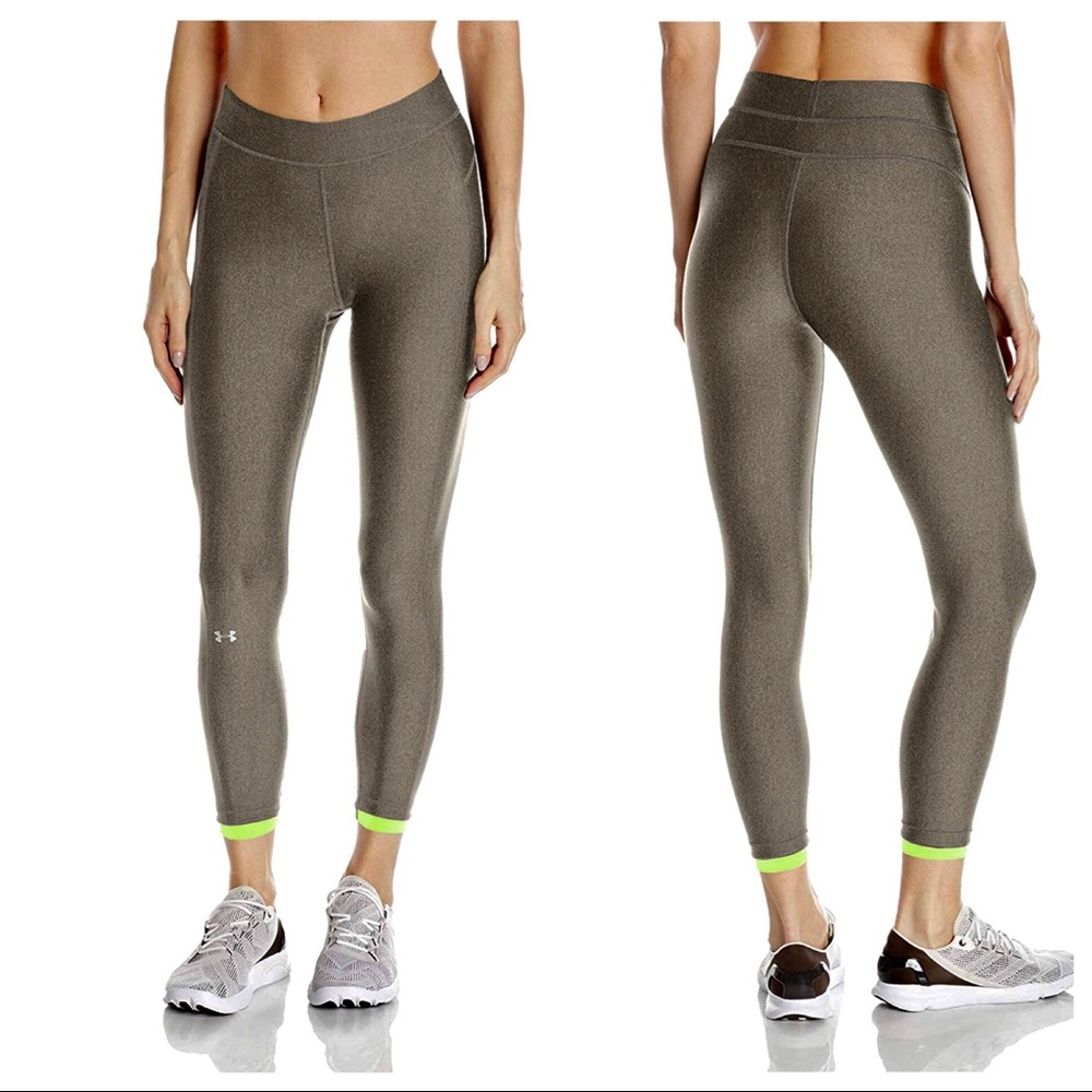🆕 Under Armour Women’s HeatGear Ankle Crop Medium